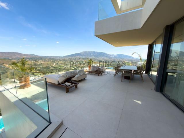 Chalet en venta en Mijas, La Cala Golf Lagar Martell. Maravillosa villa en venta en la Cala Golf. Chalets.