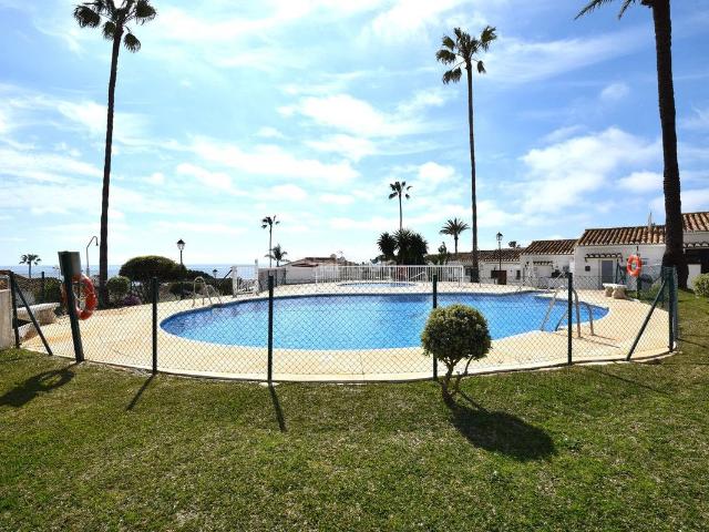 Chalet en venta en Mijas, La Cala Mijas. Villa Aislada de 3 dormitorios en La Cala de Mijas. Chalets.