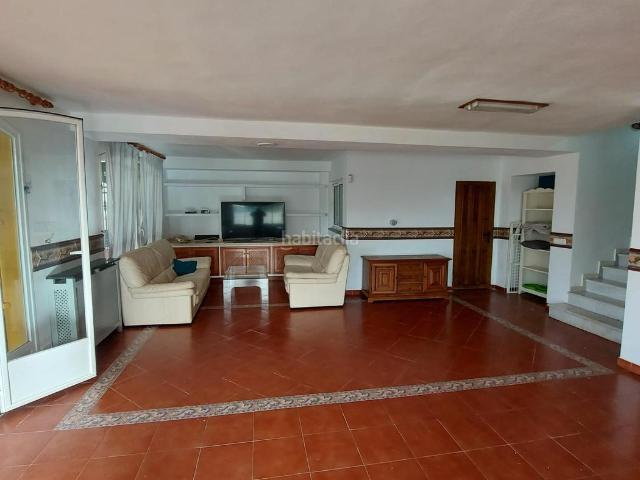 Chalet en venta en Mijas, Mijas Golf. Mijas Golf Chalet Independiente 3 habitaciones, piscina y jardín privado. Chalets.