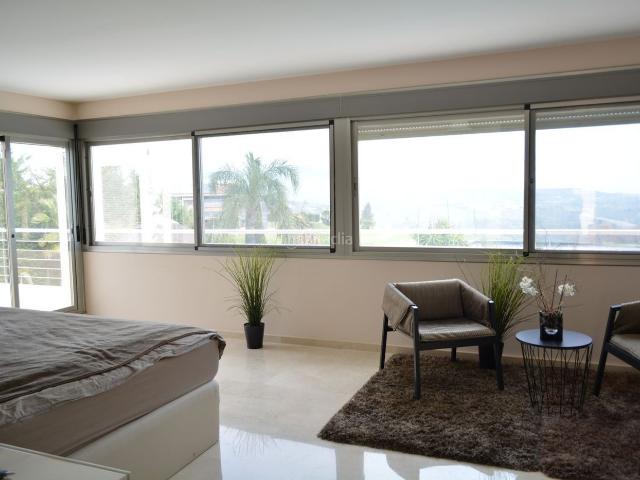 Chalet en venta en Mijas, Riviera del Sol. Chalet en venta en Calanova Golf, 4 dormitorios. Chalets.