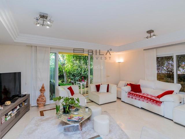Chalet en venta en Mijas, Riviera del Sol. Villa pareada en venta en Urb. Los Flamencos de Riviera del Sol, Mijas Costa. Chalets.