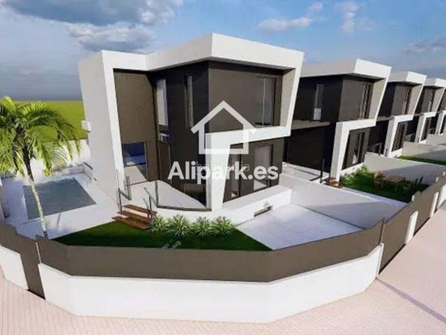 Chalet en venta en Mutxamel, Centro. Casa o chalet independiente en venta cerca del Centro Mutxmel. Chalets.