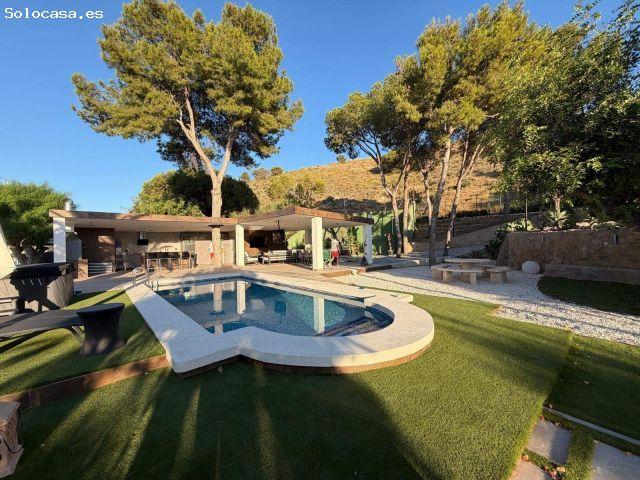 Chalet en Venta en Mutxamel, Alicante