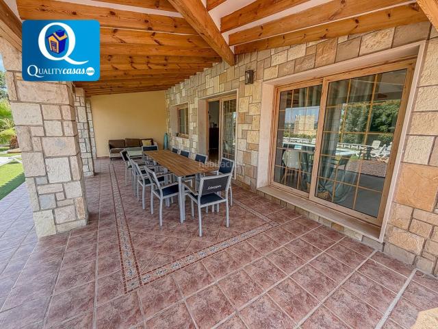 Chalet en venta en Mutxamel, Almajada Ravel. Villa en venta en La Almajada, 4 dormitorios. Chalets.