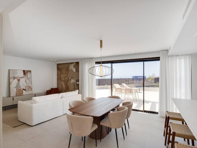 Chalet en venta en Mutxamel, Bonalba Cotoveta. Villa con vistas Mutxamel Alicante. Chalets.