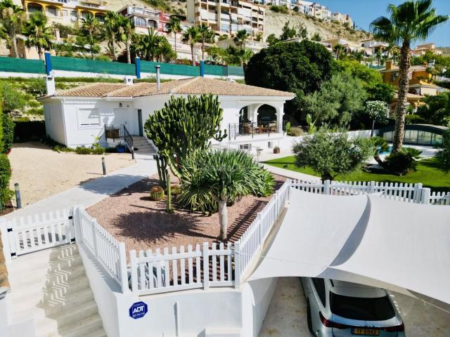 Chalet en venta en Mutxamel, Bonalba Cotoveta. Chalets.