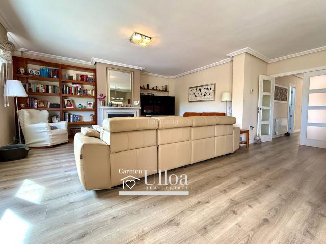 Chalet en venta en Mutxamel, La Huerta. CHALET REFORMADO CON JARDÍN Y PISCINA EN LA HUERTA, MUTXAMEL. Chalets.