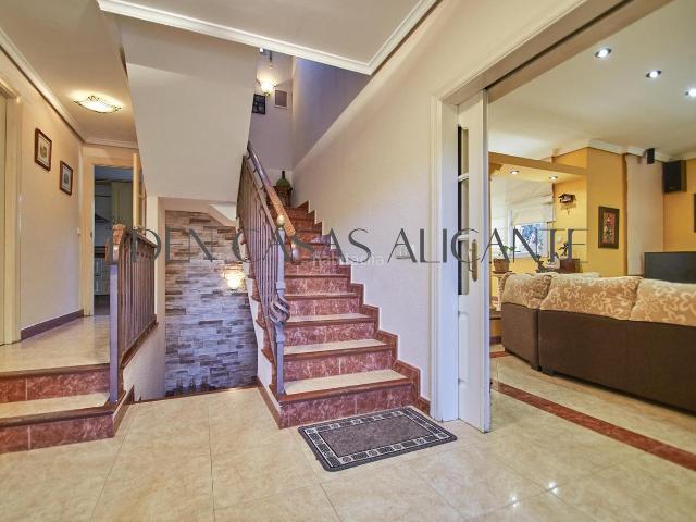 Chalet en venta en Mutxamel, La Huerta. Ref. 01463 Casa unifamiliar en La Horta Mutxamel. Chalets.