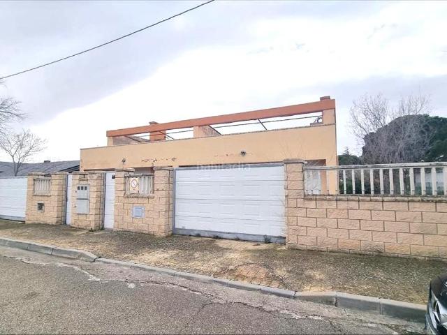 Chalet en venta en Muela La. Chalets Muela.