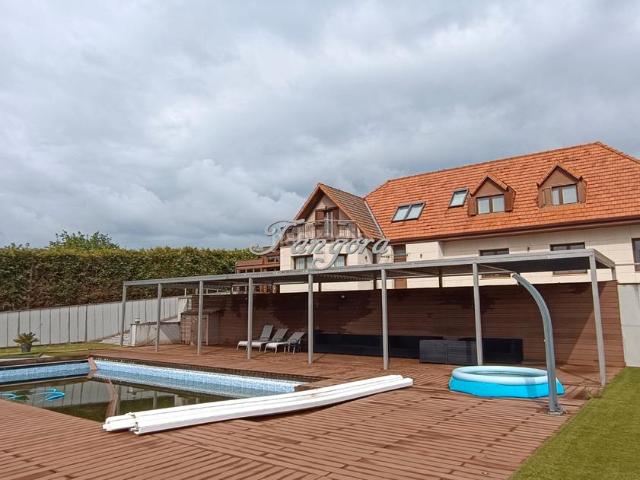 Chalet en venta en Mungia. Maravilloso chalet independiente en Mungia. Chalets.