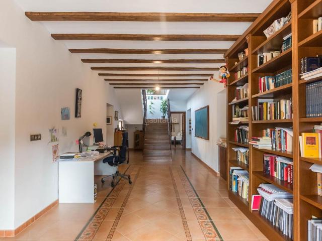 Chalet en venta en Murcia, Cañada Hermosa. Encanto, historia y amplitud en una antigua posada rehabilitada en Cañada Hermosa. Chalets.