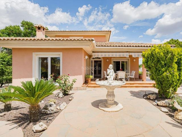 Chalet en venta en Murcia, La Arboleja. AMPLIO CHALET EN PLANTA A POCOS METROS DEL MALECÓN. Chalets.