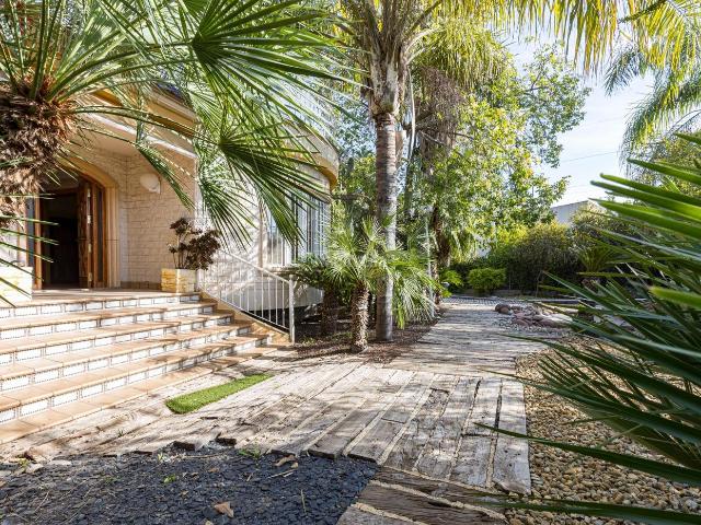 Chalet en venta en Murcia, San Ginés. Magnífico chalet independiente en Avenida Libertad Aljucer. Chalets.