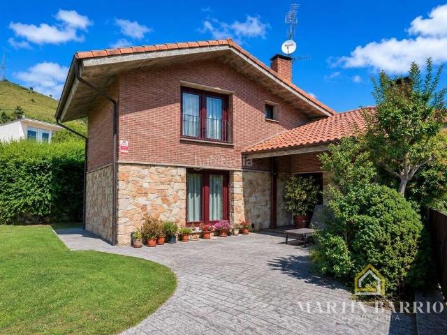 Chalet en venta en Muskiz. Chalets.