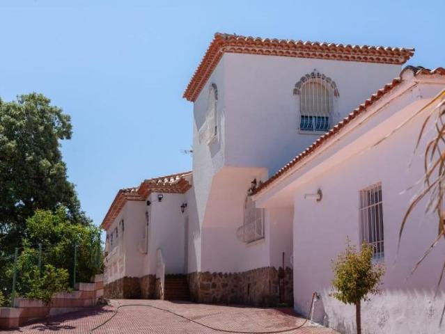 Chalet en venta en Navalcán, Navalcan