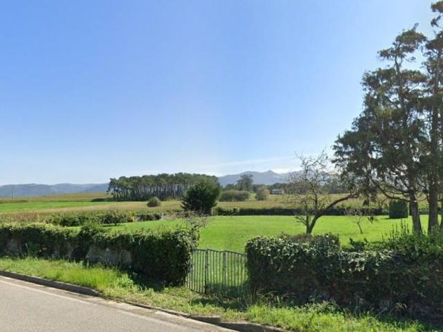 Chalet en venta en Navia, Andes