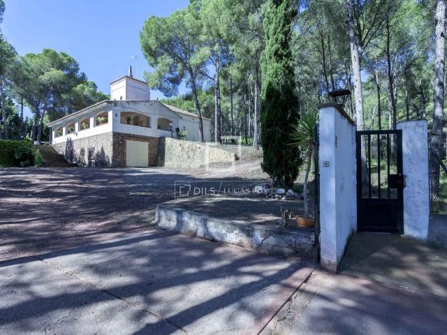 Chalet en venta en Náquera, Casco Urbano. Parcela con casa en venta en Náquera, Valencia. Chalets.