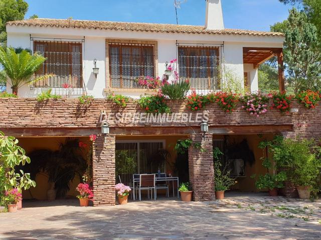 Chalet en venta en Náquera, Monteamor La Carrasca El Peucal. NAQUERA. Chalets.