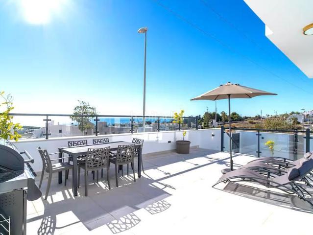 Chalet en venta en Nerja, Almijara. Chalet Independiente de OBRA NUEVA a la VENTA en NERJA. Chalets.
