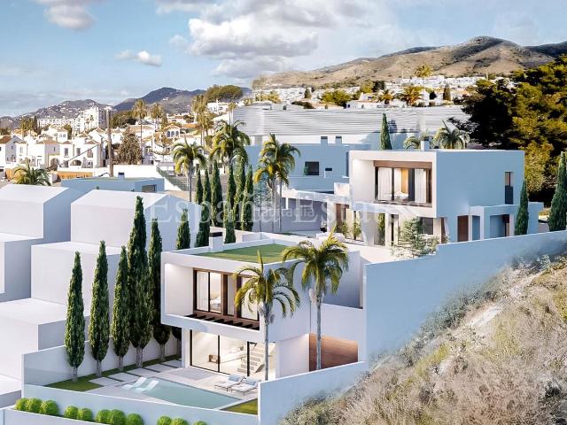 Chalet en venta en Nerja, Nueva Nerja. Chalets.