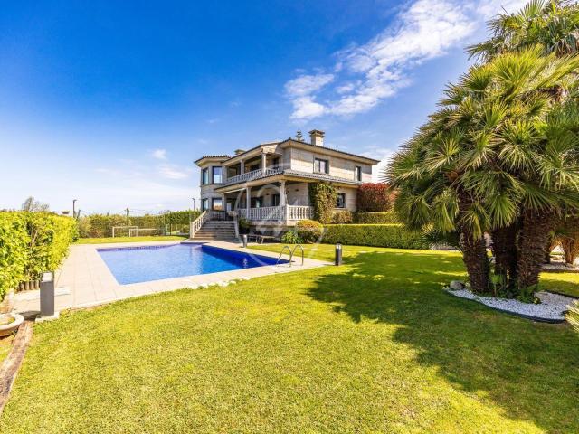 Chalet en venta en Nigrán Pontevedra
