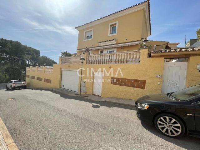 Chalet en venta en Nucia la, Barranco Hondo. Chalet independiente en La Nucía Barranco Hondo. Chalets Nucia.