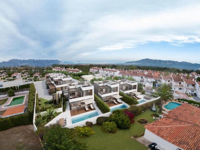Chalet en venta en Nucia la, Barranco Hondo. Chalets Nucia.