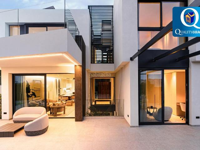Chalet en venta en Nucia la, Barranco Hondo. Villa en venta en Nucia La, 4 dormitorios. Chalets Nucia.
