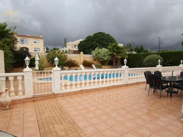 Chalet en venta en Nucia la, La Nucia Pueblo. Chalet independiente en la Nucia. Chalets Nucia.