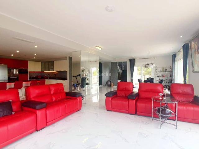 Chalet en venta en Nucia la, La Nucia Pueblo. Villa con magnificas vistas en La Nucia. Chalets Nucia.