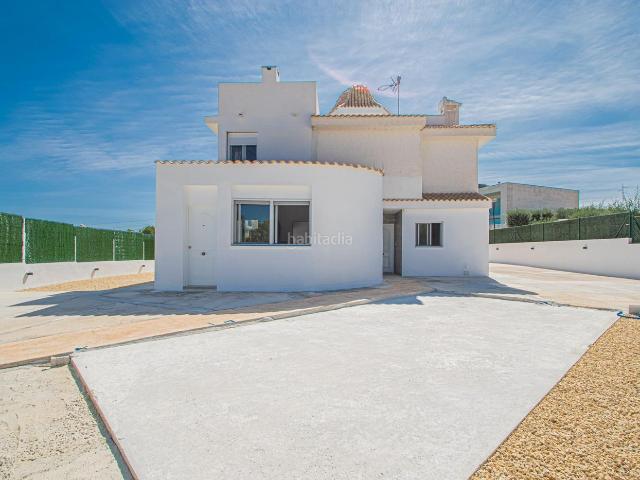 Chalet en venta en Nucia la, Montebello Nou Espai. Chalet unifamiliar recién reformado en zona urbanizaciones, La Nucia. Chalets Nucia.