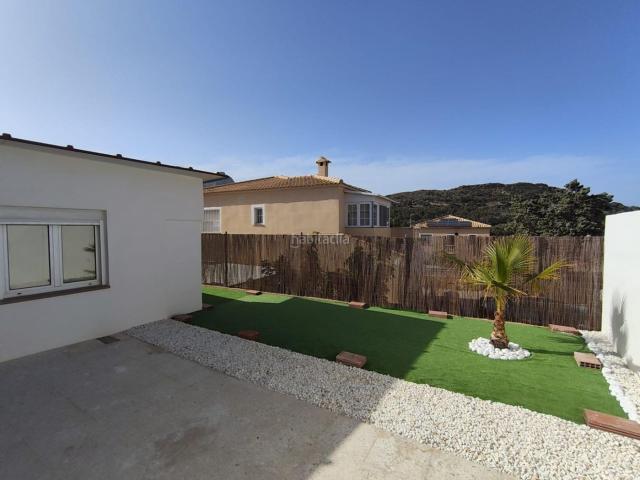Chalet en venta en Nucia la, San Rafael Nucia Park. Se vende chalet adosado de 4 dormitorios, en urbanizaciones la nuciaSan Rafael. Chalets Nucia.