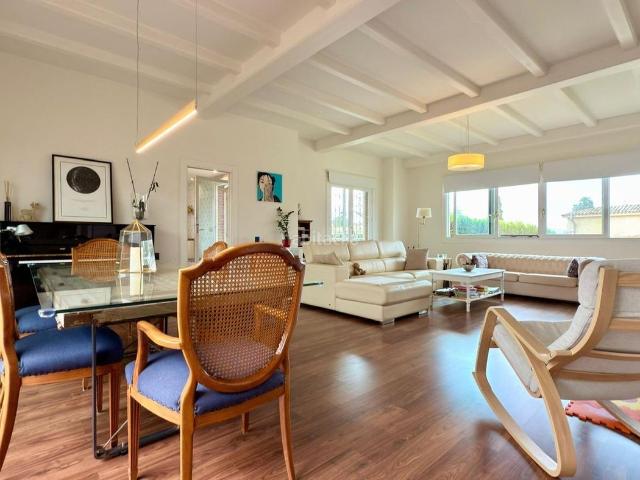 Chalet en venta en Nucia la, Varadero. EXCLUSIVO CHALET EN URBANIZACIÓN COBLANCA BENIDORM. Chalets Nucia.
