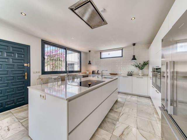 Chalet en venta en Nueva Andalucia, Málaga Costa del Sol