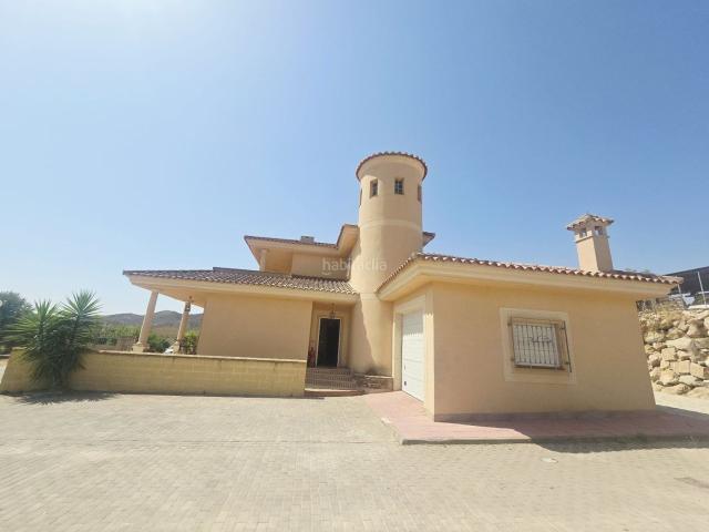 Chalet en venta en Sorbas. Villa con parcela de 2.237 m en Cariatiz Sorbas. Chalets.