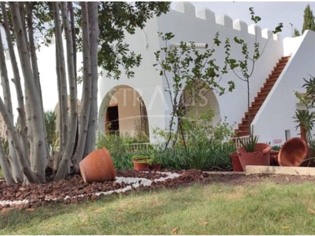 Chalet en venta en Sax, Alicante
