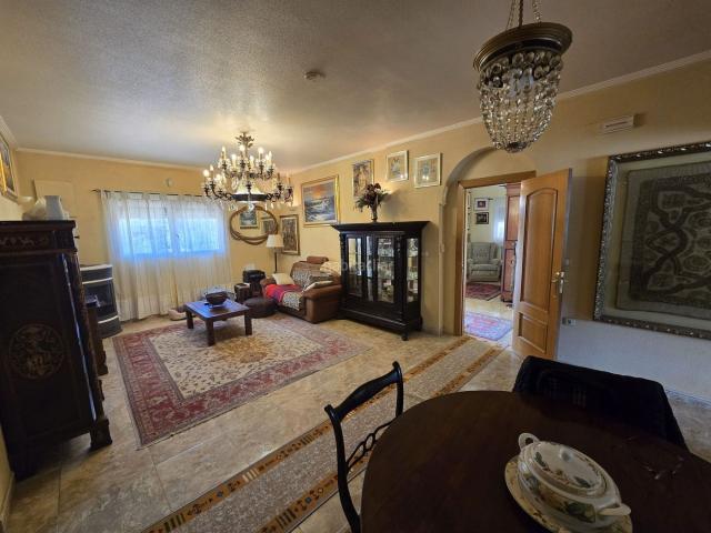Chalet en venta en Sax. Chalets.