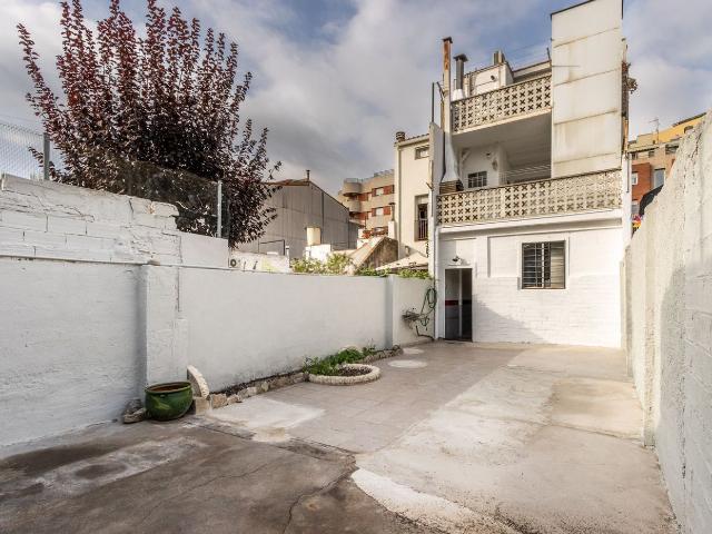 Chalet en venta en Sabadell, Gràcia. IDEAL PARA DOS FAMILIAS. Chalets.