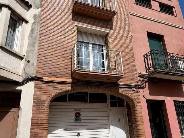 Chalet en venta en Sabadell, de 184 m² 4 habitaciones por 555.000