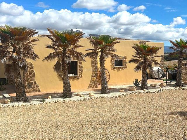 Chalet en venta en Salinas. Chalets.