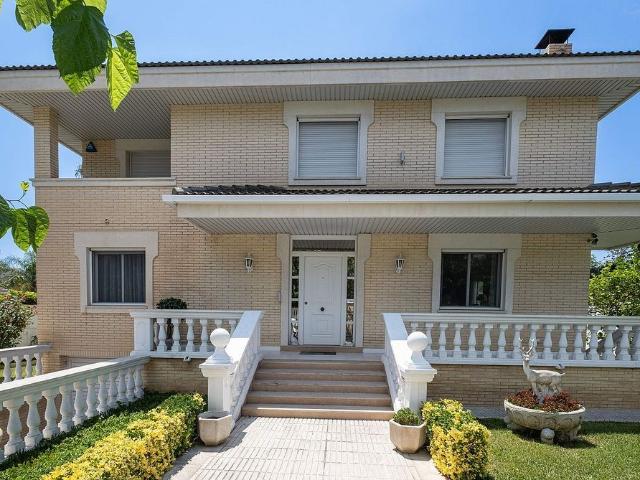 Chalet en venta en Salou, de 260 m² 5 habitaciones por 795.000