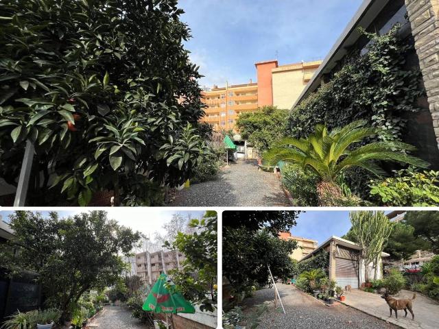 Chalet en venta en Salou, Mar i Camp Platja dels Capellans Costa Dorada. Se vende chalet en el centro de Salou. Chalets.