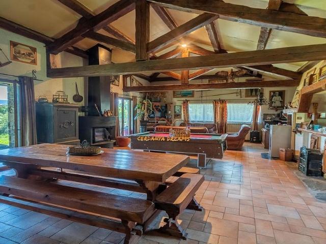 Chalet en venta en Sallagosa/Saillagouse, de 245 m² 4 habitaciones por 640.000