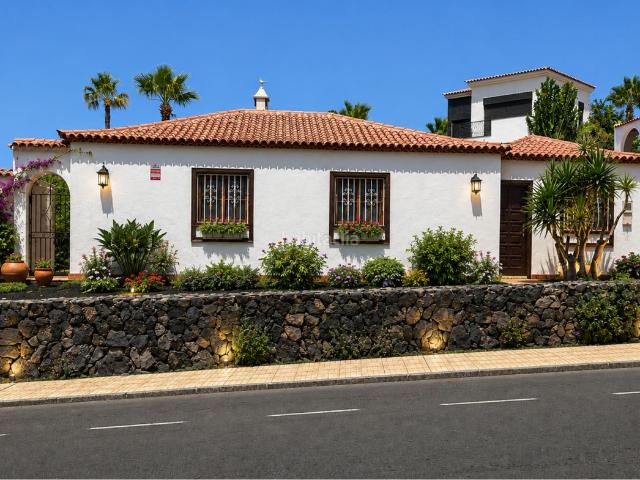 Chalet en venta en San Miguel de Abona, Golf del Sur Amarilla Golf. Chalet Independiente en Urbanización Amarilla Golf. Chalets San Miguel de.