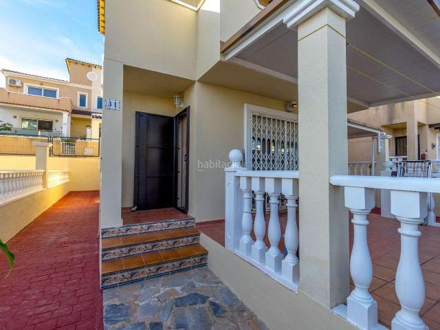 Chalet en venta en San Miguel de Salinas. Casa en Villamartín. Chalets San Miguel de.