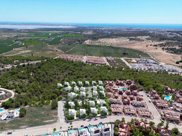 Chalet en venta en San Miguel de Salinas. Chalets San Miguel de.