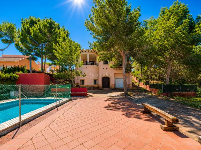 Chalet en venta en San Miguel de Salinas. Chalets San Miguel de.