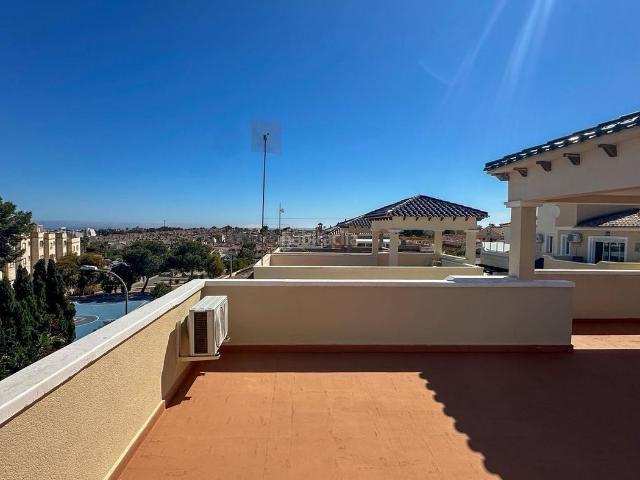 Chalet en venta en San Miguel de Salinas. Villa independiente con solárium y vistas panorámicas El Galán Orihuela Costa. Chalets San Miguel de.