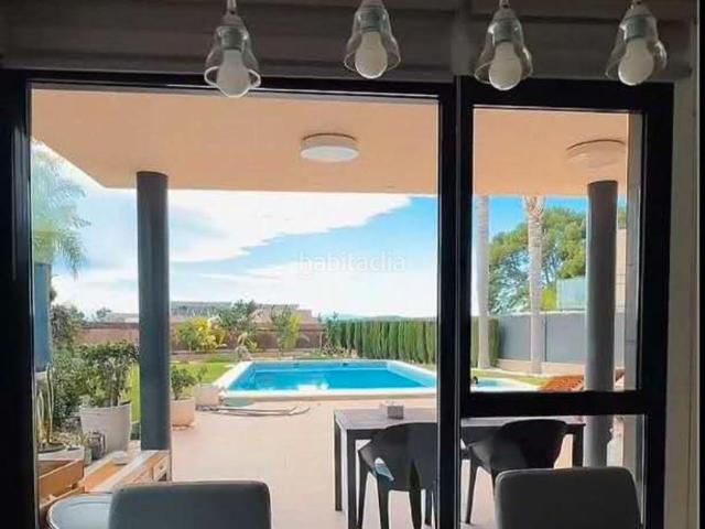 Chalet en venta en San Antonio de Benagéber. Chalet independiente con piscina privada en SAN ANTONIO BENAGERBER LEliana. Chalets San Antonio de.