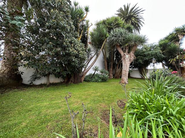 Chalet en venta en San Cristóbal de La Laguna, Guamasa El Ortigal Los Rodeos. Chalets San Cristóbal de La.
